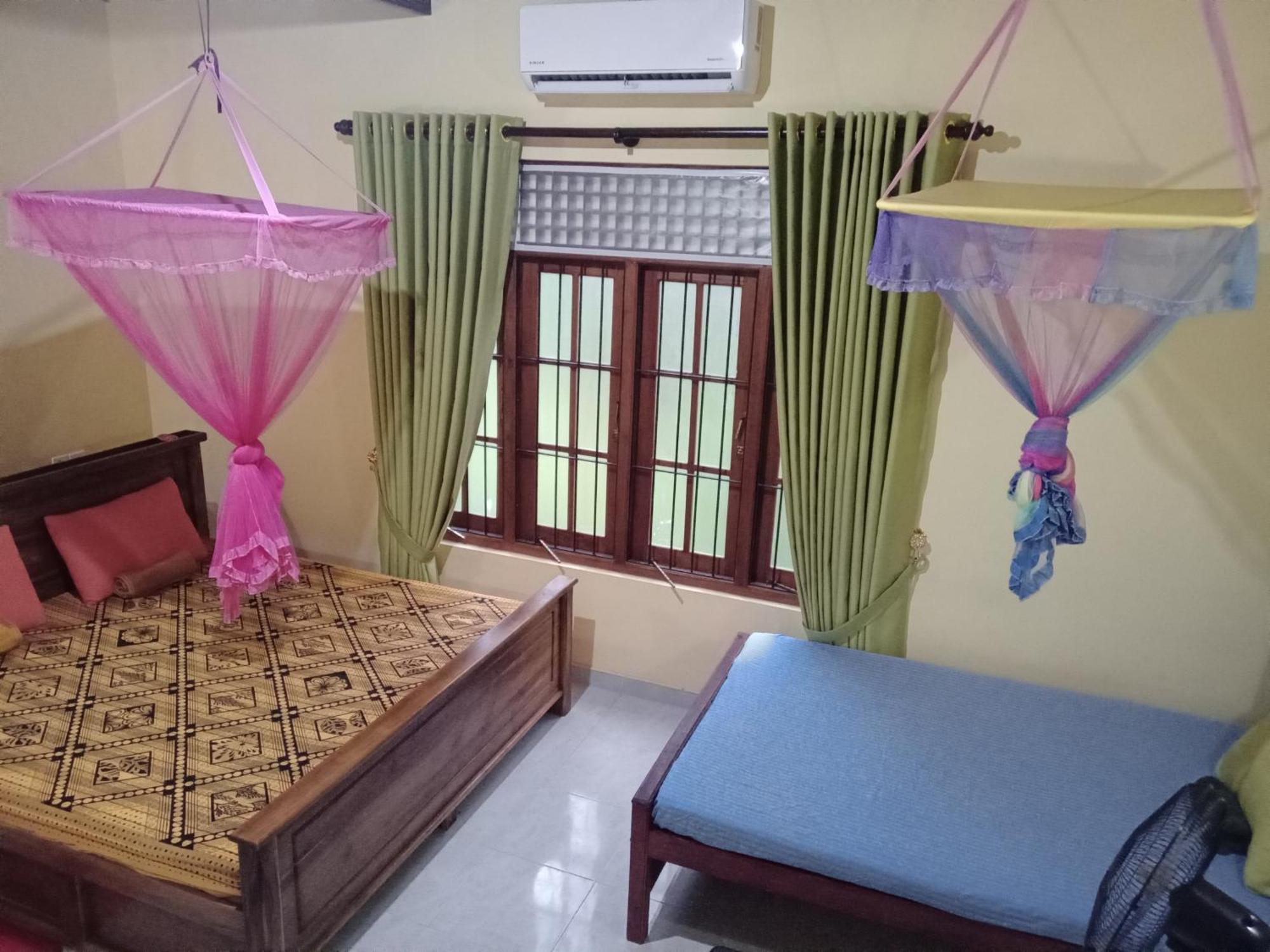 Jungle Village Homestay Pinnawala  Exterior foto